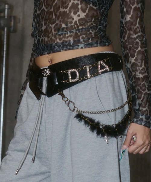 d.i.a.（ダイヤ）の「ムーンバックルベルト レオパード柄（ベルト