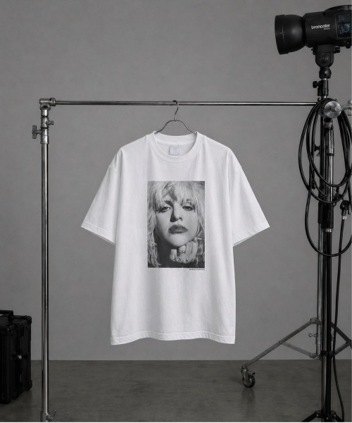 CULTURE SUPPLY(カルチャー サプライ)の「Photo Tee Courtney Love 2(Tシャツ/カットソー・メンズ・ホワイト/ブラック・MEDIUM/LARGE/X-LARGE/SHORT)」の1枚目の写真