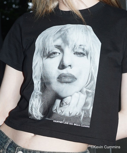 CULTURE SUPPLY(カルチャー サプライ)の「Photo Tee Courtney Love 2(Tシャツ/カットソー・メンズ・ホワイト/ブラック・MEDIUM/LARGE/X-LARGE/SHORT)」の12枚目の写真