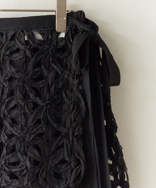 ADAWAS（アダワズ）の「ADAWAS/アダワス TAPE EMBROIDERY TWO-PIECE TROUSER SET 巻きスカート付きパンツ（その他パンツ・レディース・ナチュラル/ブラック・ONE SIZE）」の5枚目の写真