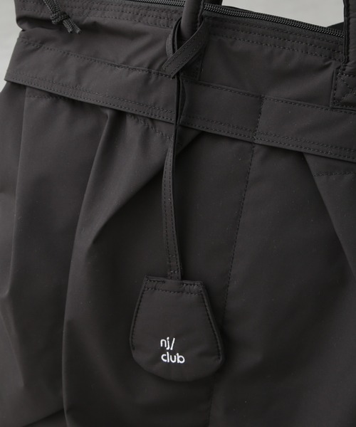 NANO universe（ナノユニバース）の「｢NJ/CLUB｣ SML別注ヘルメットバッグ（ショルダーバッグ・メンズ・グレー/ライトブラウン/ブラック・FREE）」の9枚目の写真