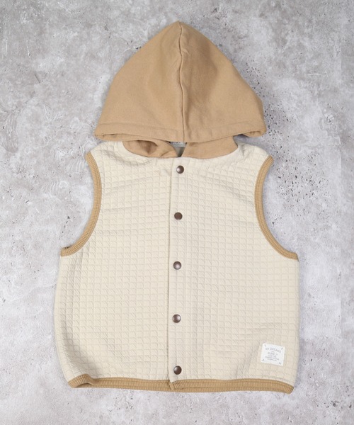 DILASH（ディラッシュ）の「ニットキルトベスト（ベスト・キッズ・ベージュ/チャコールグレー・140/130/120/110/100/90/80）」の9枚目の写真