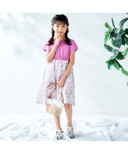 BeBe(ベベ)の「【お揃い】シャンドゥフルールプリントローン天竺切り替えワンピース(80~150cm)(ワンピース・キッズ・ピンク系その他/イエロー系その他・110cm/120cm/130cm/140cm/150cm/100cm)」の20枚目の写真