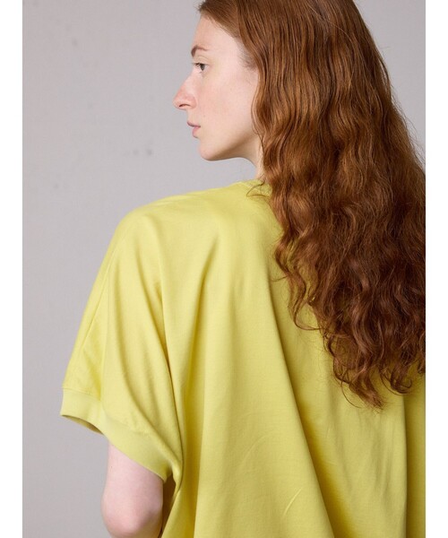 MidiUmi(ミディウミ)の「MidiUmi コクーンプルオーバー(Tシャツ/カットソー・レディース・ネイビー/イエロー/ブラック/チャコールグレー/オフホワイト・FREE)」の15枚目の写真