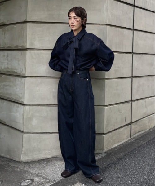 新品未使用タグ付き　クリーンコンフォルト ボウタイデニムシャツ　2WAY リボン 新品未使用タグ付き クリーンコンフォルト ボウタイデニムシャツ