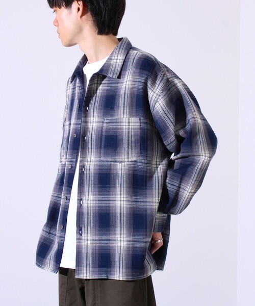 GLOSTER(グロスター)の「【残暑にも快適なさらっとシャツ】ワッフルチェック ロングスリーブシャツ オンブレチェック(シャツ/ブラウス・メンズ・アイボリー/カーキ/ネイビー/ブラック・M/L)」の12枚目の写真