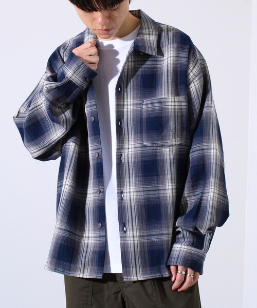 GLOSTER(グロスター)の「【残暑にも快適なさらっとシャツ】ワッフルチェック ロングスリーブシャツ オンブレチェック(シャツ/ブラウス・メンズ・アイボリー/カーキ/ネイビー/ブラック・M/L)」の15枚目の写真