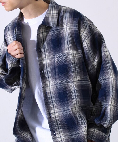 GLOSTER(グロスター)の「【残暑にも快適なさらっとシャツ】ワッフルチェック ロングスリーブシャツ オンブレチェック(シャツ/ブラウス・メンズ・アイボリー/カーキ/ネイビー/ブラック・M/L)」の5枚目の写真