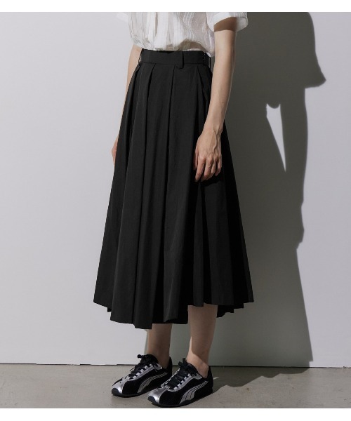 LE CIEL BLEU（ルシェルブルー）の「タフタミディスカート / Taffeta Midi Skirt（スカート・レディース・ブラック/オフホワイト/ネイビー・34/36/38）」の21枚目の写真