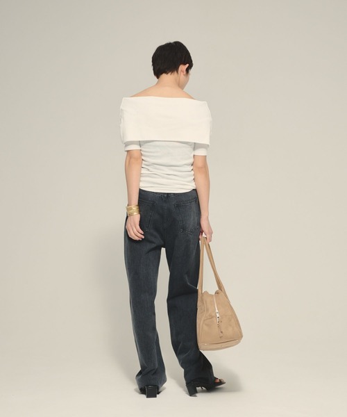 eL(エル)の「【eL】Wrap Off Shoulder Pullover/576988(Tシャツ/カットソー・レディース・グレー/オフホワイト/ブラック・FREE)」の6枚目の写真