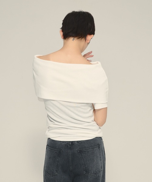 eL(エル)の「【eL】Wrap Off Shoulder Pullover/576988(Tシャツ/カットソー・レディース・グレー/オフホワイト/ブラック・FREE)」の8枚目の写真