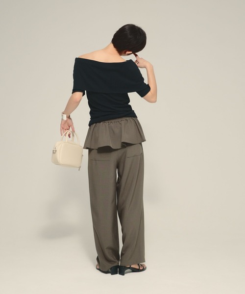 eL(エル)の「【eL】Wrap Off Shoulder Pullover/576988(Tシャツ/カットソー・レディース・グレー/オフホワイト/ブラック・FREE)」の10枚目の写真