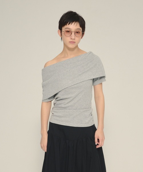 eL(エル)の「【eL】Wrap Off Shoulder Pullover/576988(Tシャツ/カットソー・レディース・グレー/オフホワイト/ブラック・FREE)」の17枚目の写真