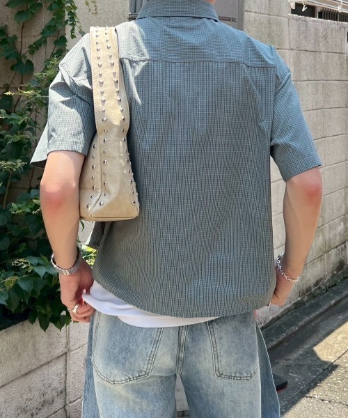 Chikashitsu +（チカシツプラス）の「【Chikashitsu +】cropped check half sleeve shirt / 【チカシツプラス】クロップドチェック半袖シャツ（シャツ/ブラウス・メンズ・ブラウン/ブラック/スカイブルー・ONE SIZE）」の6枚目の写真