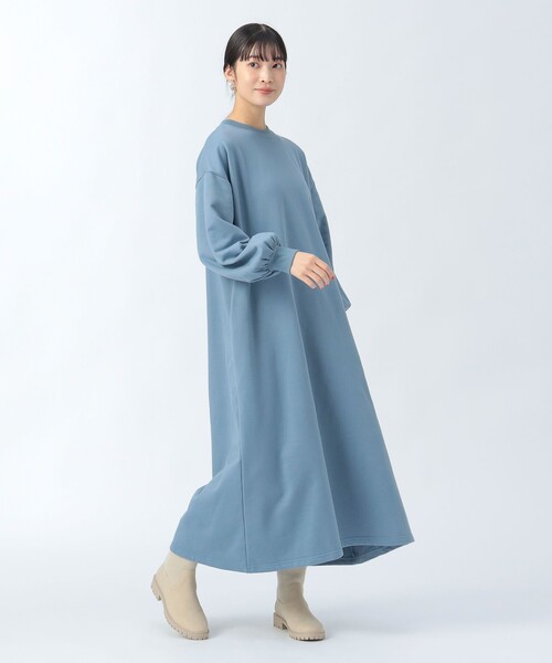 BEAMS HEART（ビームスハート）の「オーバーサイズ スウェットワンピース（ワンピース・レディース・チャコールグレー/イエロー/サックスブルー・FREE）」の3枚目の写真