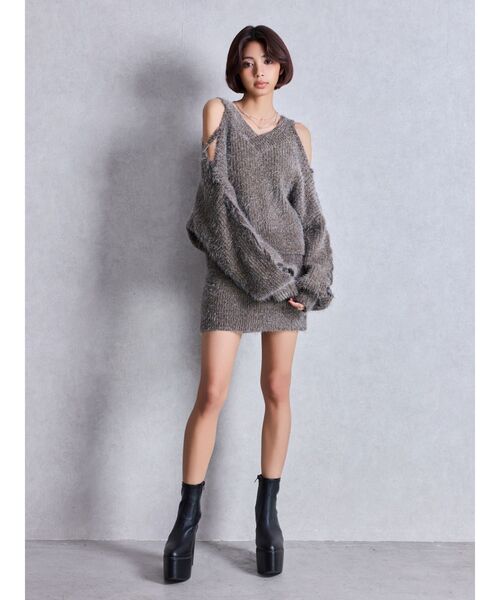 GYDA（ジェイダ）の「レースアップシャギーニットトップス（ニット