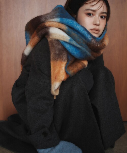 EMMEL REFINES(エメルリファインズ)の「<EMMEL REFINES>EM ベルテッド フレア ロングコート(チェスターコート・レディース・ダークブラウン/ダークグレー・M/S)」の3枚目の写真