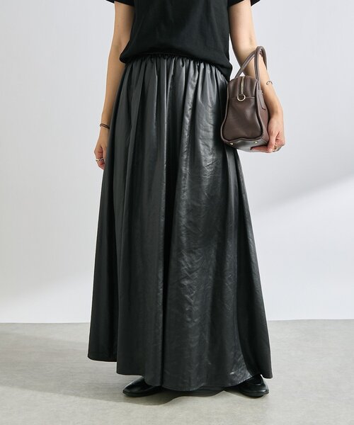 RIVE DROITE(リヴドロワ)の「【上品な光沢感】グロッシーギャザースカート(スカート・レディース・ブラック/ブラウン・38/36)」の7枚目の写真