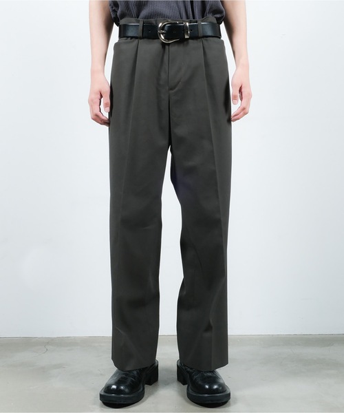 Jieda（ジエダ）の「ONE TUCK SLACKS（スラックス・メンズ・グレー/ブラック・1/2）」の3枚目の写真