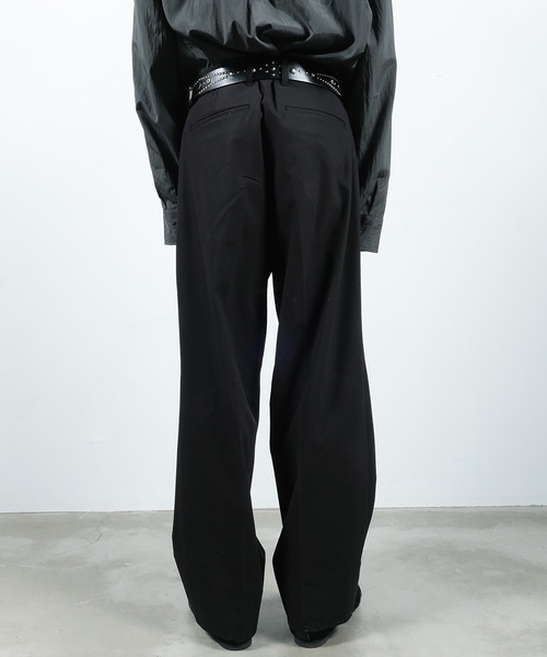 Jieda（ジエダ）の「ONE TUCK SLACKS（スラックス・メンズ・グレー/ブラック・1/2）」の6枚目の写真