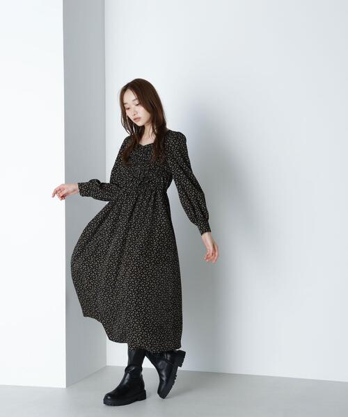 NATURAL BEAUTY BASIC(ナチュラルビューティーベーシック)の「◇ミニフラワーシャーリングワンピース(ワンピース・レディース・ブラック系その他/ブラウン系その他・MEDIUM/P/S)」の2枚目の写真