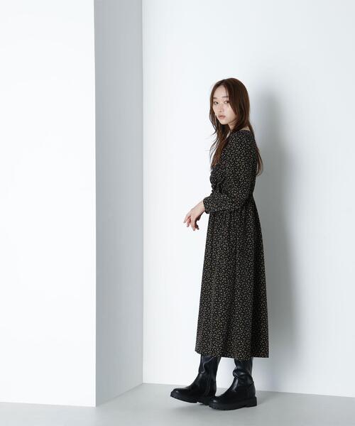 NATURAL BEAUTY BASIC(ナチュラルビューティーベーシック)の「◇ミニフラワーシャーリングワンピース(ワンピース・レディース・ブラック系その他/ブラウン系その他・MEDIUM/P/S)」の5枚目の写真