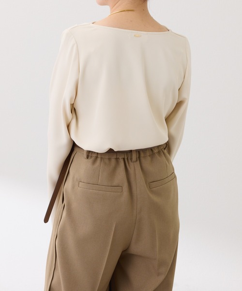 COLLAGE GALLARDAGALANTE（コラージュガリャルダガランテ）の「フロントドレープブラウス（シャツ/ブラウス・レディース・ネイビー/アイボリー・FREE）」の6枚目の写真