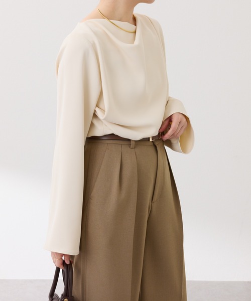 COLLAGE GALLARDAGALANTE（コラージュガリャルダガランテ）の「フロントドレープブラウス（シャツ/ブラウス・レディース・ネイビー/アイボリー・FREE）」の7枚目の写真