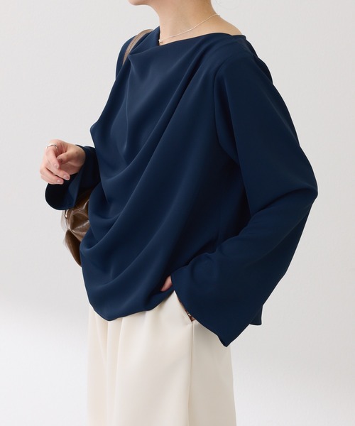 COLLAGE GALLARDAGALANTE（コラージュガリャルダガランテ）の「フロントドレープブラウス（シャツ/ブラウス・レディース・ネイビー/アイボリー・FREE）」の13枚目の写真