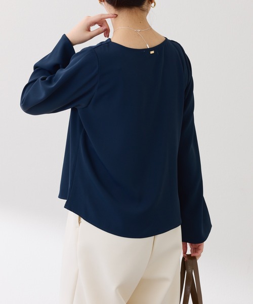 COLLAGE GALLARDAGALANTE（コラージュガリャルダガランテ）の「フロントドレープブラウス（シャツ/ブラウス・レディース・ネイビー/アイボリー・FREE）」の14枚目の写真