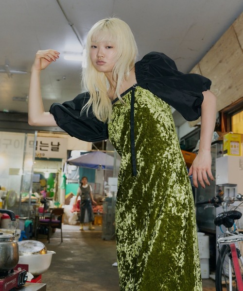 カーヴドスクエアベロアドレス / curved square velour dress