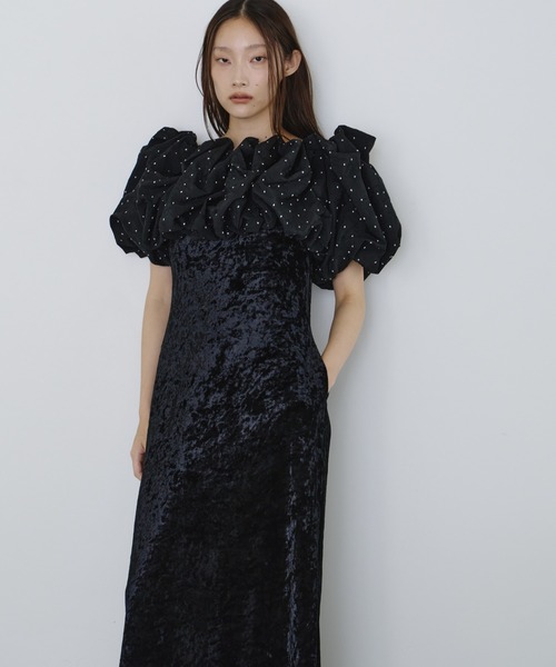 curved square velour dress アンドレスドANDRÉSD curved square velour dress 【 ブラックシルバーのみ 10月中旬