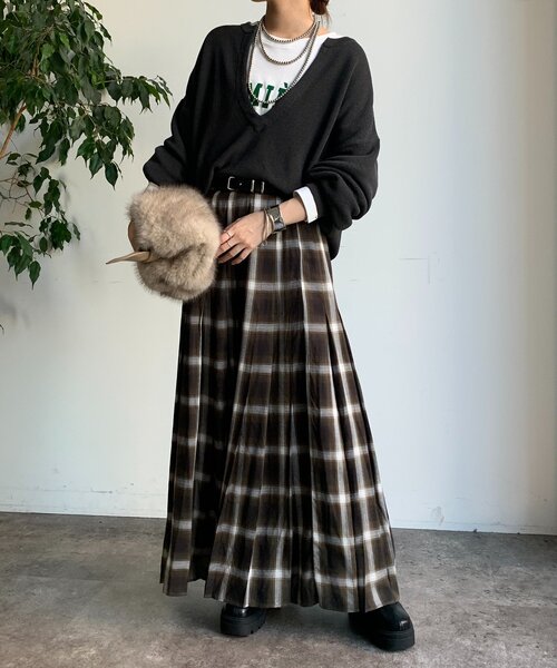 DouDou（ドゥドゥ）の「スキッパープルオーバー（ニット/セーター・レディース・モカ/ベージュ/チャコールグレー・FREE）」の4枚目の写真