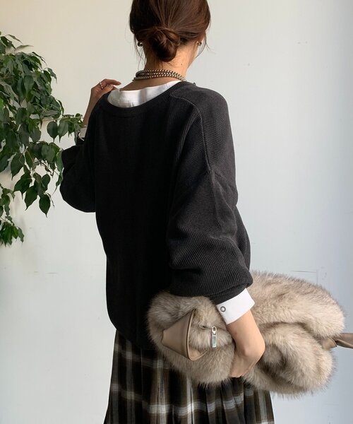 DouDou（ドゥドゥ）の「スキッパープルオーバー（ニット/セーター・レディース・モカ/ベージュ/チャコールグレー・FREE）」の12枚目の写真