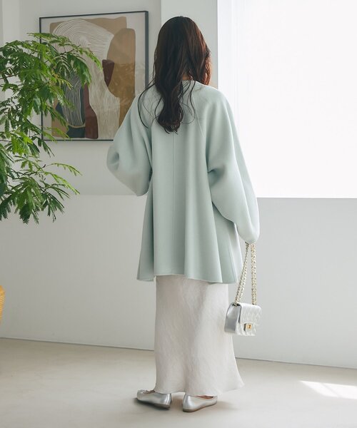 La boutique BonBon（ラブティックボンボン）の「【オウレンティ】キルティングチェーンバッグ（ハンドバッグ・レディース・シルバー・FREE）」の3枚目の写真