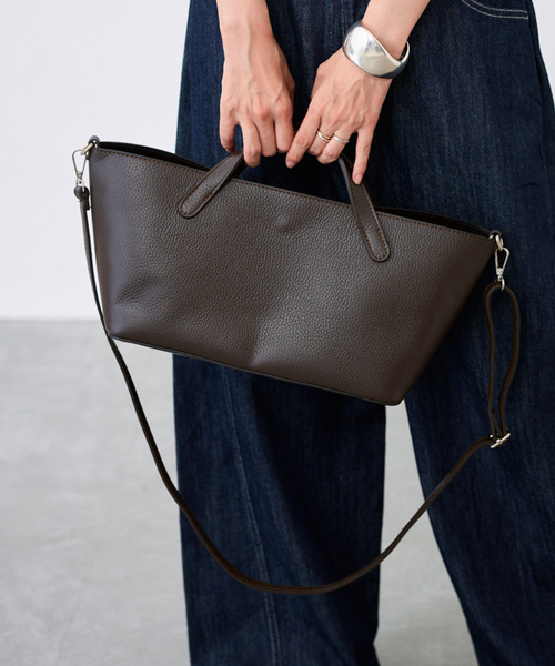 FRAMeWORK（フレームワーク）の「AULENTTI/オウレンティ フナガタSHOULDERツキトート（トートバッグ・レディース・ブラック/ブラウン・FREE）」の12枚目の写真