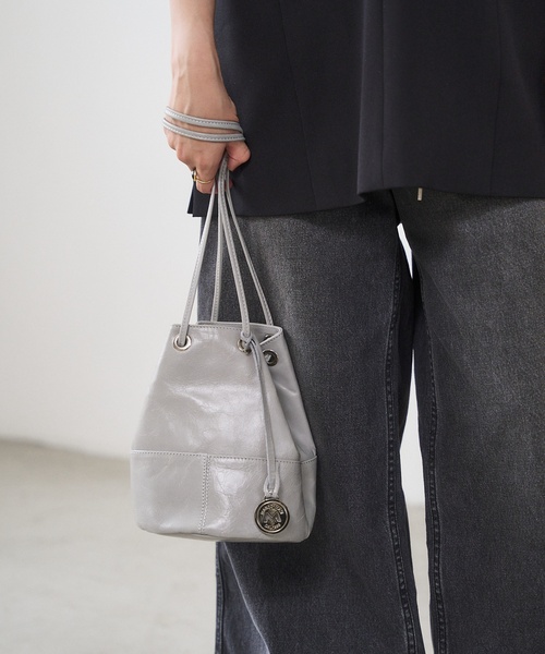 marco masi(マルコマージ)の「MARCO MASI/マルコマージ ZEUS BAG(ハンドバッグ・レディース・ブラック/ライトグレー・FREE)」の6枚目の写真