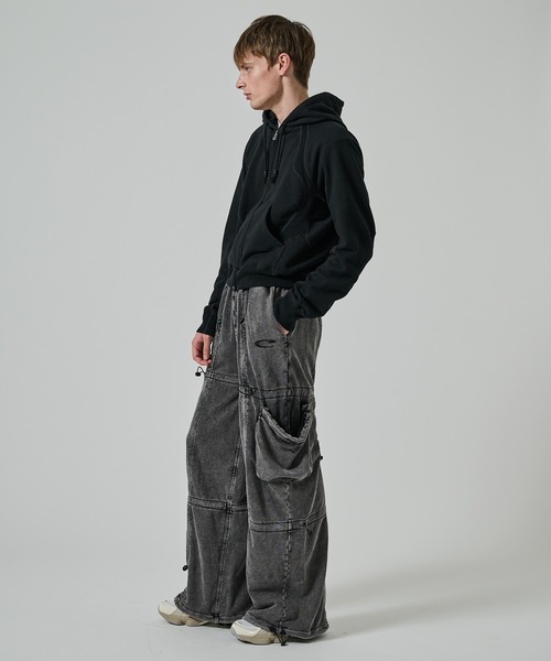 CPG(シーピージー)の「【CPG】CPG ANOMALY CORD SWEAT PANTS(カーゴパンツ・メンズ・ブラック/グレー・L/M)」の4枚目の写真