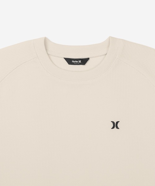 Hurley (ハーレー)の「【Hurley/ハーレー】レディースヘビーウェイトサーマルロングTシャツ ワンポイント 吸水速乾 オーバーサイズシルエット THERMAL LS TEE(Tシャツ/カットソー・レディース・ブラック/オフホワイト/マルーン・SMALL/MEDIUM/LARGE)」の16枚目の写真