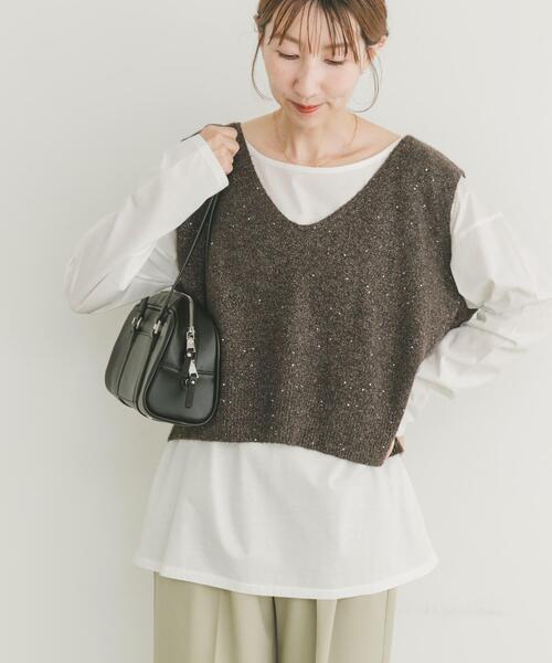 ITEMS URBANRESEARCH（アイテムズ アーバンリサーチ）の「スパンコールVネックニットベスト（ニット/セーター・レディース・ブラック/ブラウン/ホワイト・FREE）」の3枚目の写真