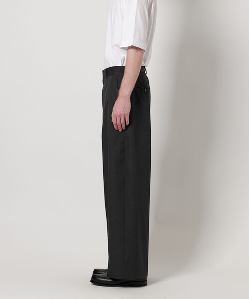 LOEFF(ロエフ)の「【別注】<BEAUTY&YOUTH × LOEFF>ウールギャバジン ワイドパンツ MENS(その他パンツ・メンズ・ダークグレー・0/1)」の8枚目の写真