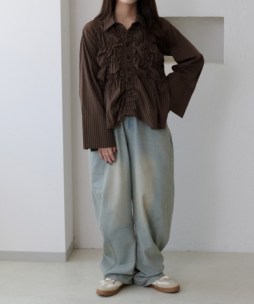 apres jour clair(アプレジュールクレア)の「【apres jour clair】シャーリングデザインシャツ(シャツ/ブラウス・レディース・アイボリー/ブラウン系その他/ベージュ・X-LARGE/フリー)」の17枚目の写真