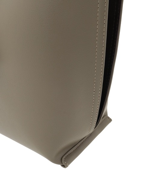 Green　Parks（グリーンパークス）の「・KOSSORECO バイカラーA4トート（トートバッグ・レディース・カーキ/グレイッシュベージュ/チャコールグレー・FREE）」の7枚目の写真