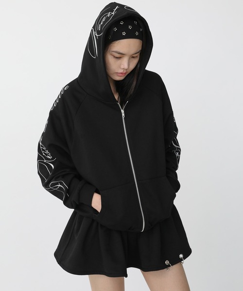 Heart Tattoo（ハートタトゥー）の「arm embroidery sweat hoodie