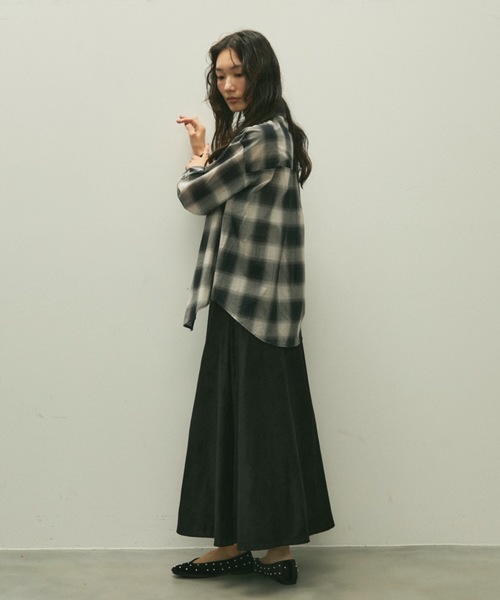 Lutim by u(ルチバイユー)の「Eco suede easy skirt / エコスエードイージースカート(スカート・レディース・ベージュ/ブラック・FREE)」の17枚目の写真