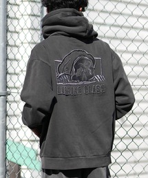 LURKING CLASS（ラーキングクラス）の「LURKING CLASS/ラーキングクラス パーカー プルオーバー バックプリント 裏起毛 LC LOGO APPLIQUE HOOD ST25FUM05（パーカー）」
