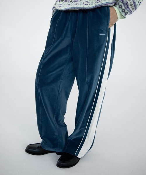 thisisneverthat(ディスイズネバーザット)の「Velvet Track Pant(その他パンツ・メンズ・ブルー/ブラウン・L/M/S/XL)」の11枚目の写真