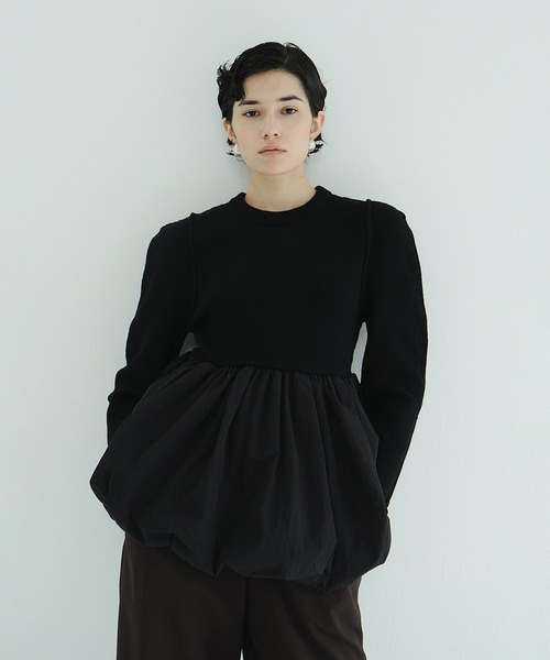CLANE(クラネ)の「DOCKING POWERSHOULDER KNIT TOPS(ニット/セーター・レディース・ブラック/アイボリー/ベージュ・2/1)」の13枚目の写真