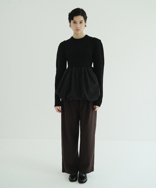 CLANE(クラネ)の「DOCKING POWERSHOULDER KNIT TOPS(ニット/セーター・レディース・ブラック/アイボリー/ベージュ・2/1)」の5枚目の写真