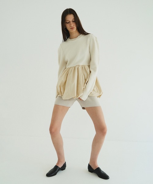CLANE(クラネ)の「DOCKING POWERSHOULDER KNIT TOPS(ニット/セーター・レディース・ブラック/アイボリー/ベージュ・2/1)」の10枚目の写真
